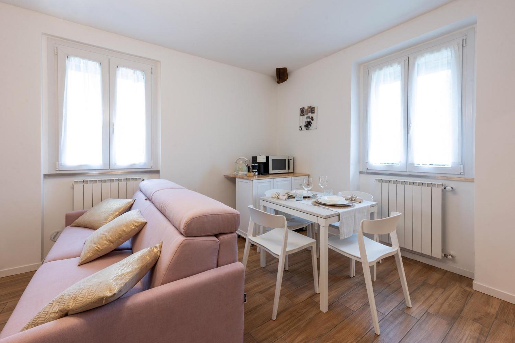 Lora Diamond Suite ,Free Parking, Self Check In,3 Como Kültér fotó