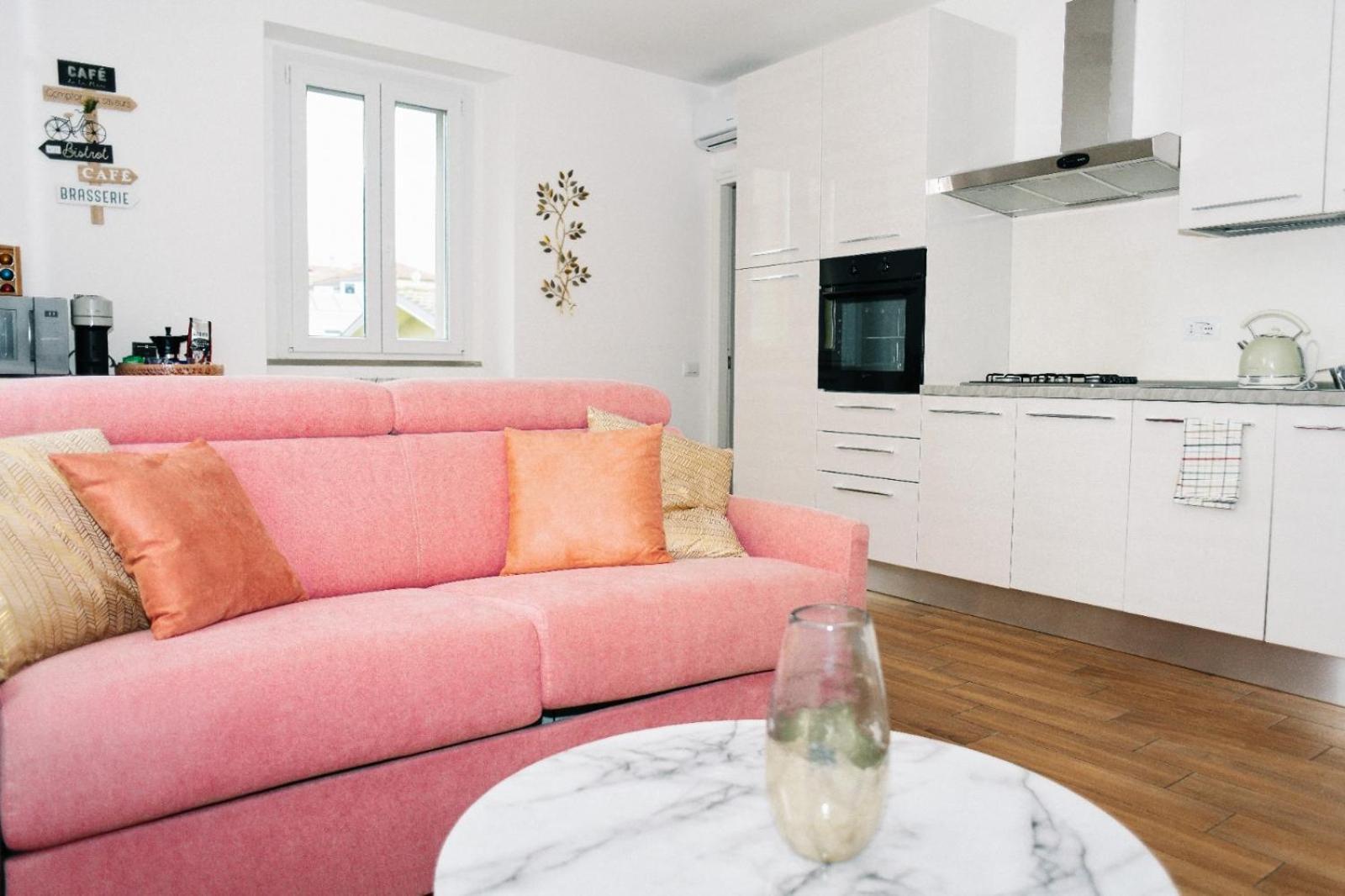 Lora Diamond Suite ,Free Parking, Self Check In,3 Como Kültér fotó